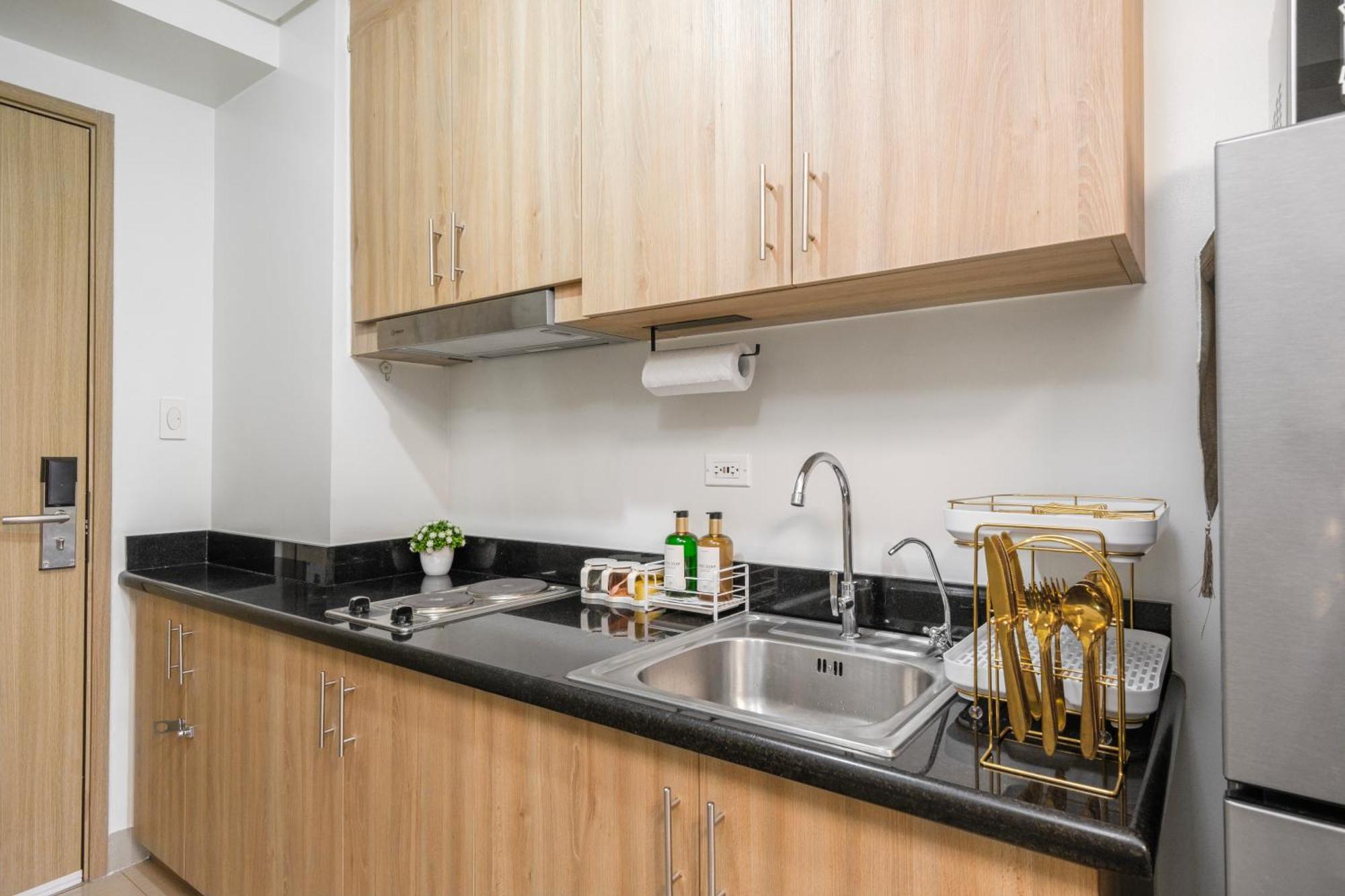 2 Side-By-Side P00L Front Condos, 6 Beds, 2 Cr, 2 Kitchen For 10 Guests At Moa Manille Extérieur photo